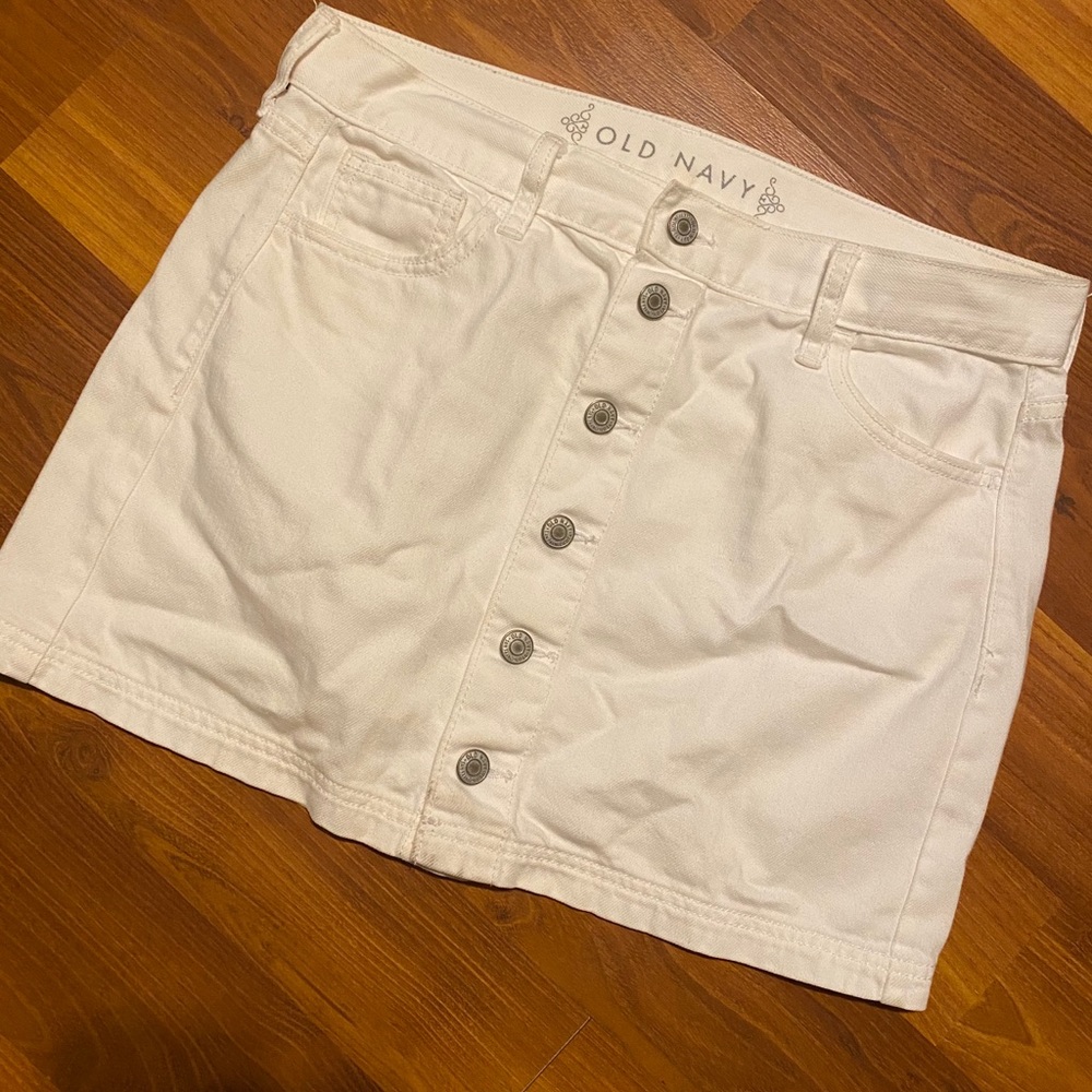 Old navy shirt
